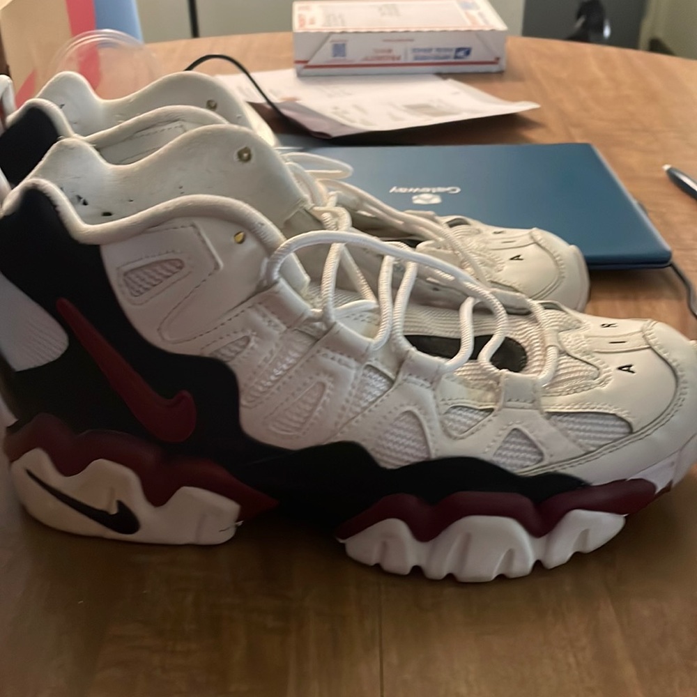 Men sneakers